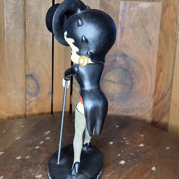 Betty Boop Collectible Figurine - Picture 6 of 9